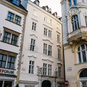  Apartment Living Center Austria